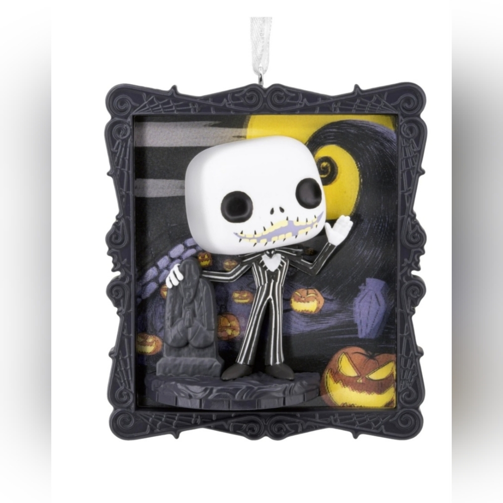 NEW Hallmark Christmas Ornament (Disney Tim Burton's The Nightmare before Christ - Picture 2 of 16